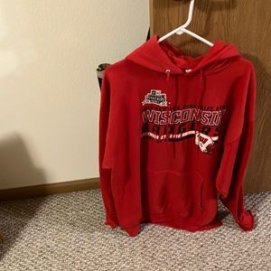 Wisconsin sweatshirt,size extra large, Hanes